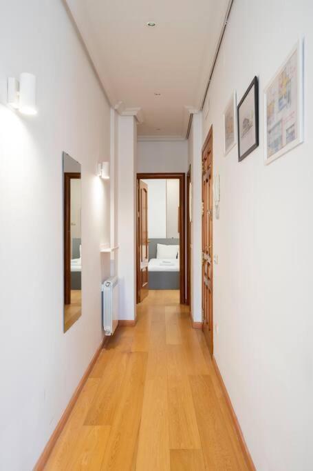 Flat In Barrio De Letras / Cervantes20 Apartment Madrid