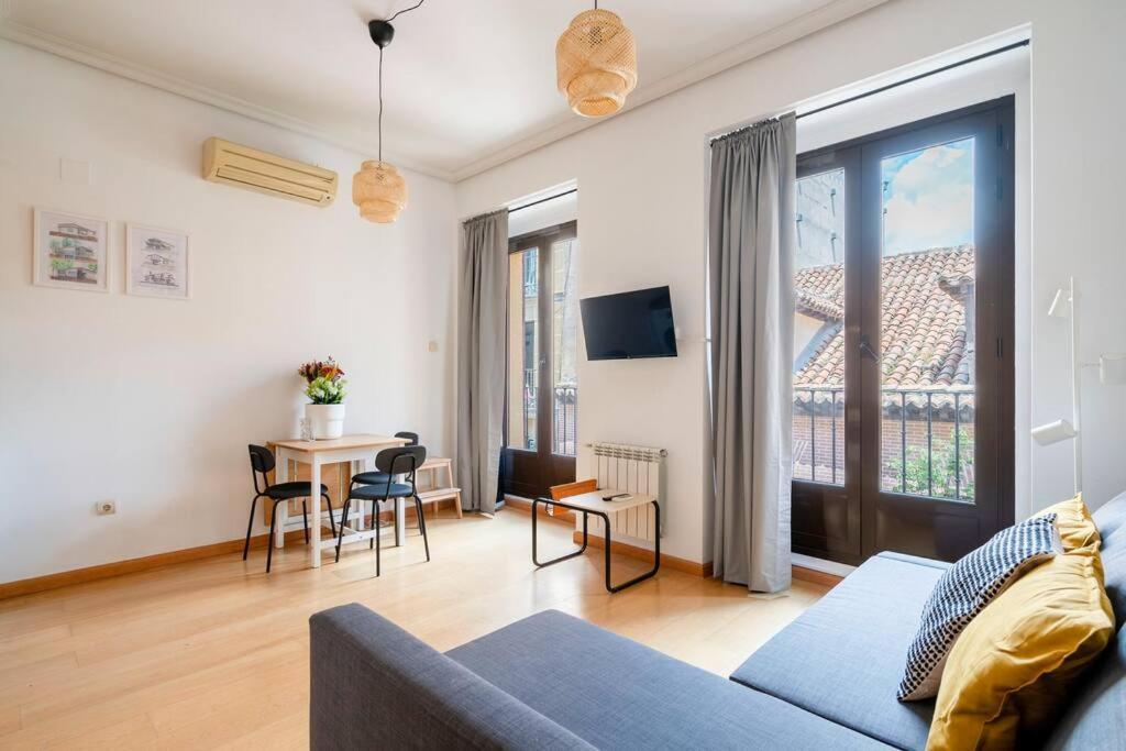 Apartment Flat In Barrio De Letras / Cervantes20 *